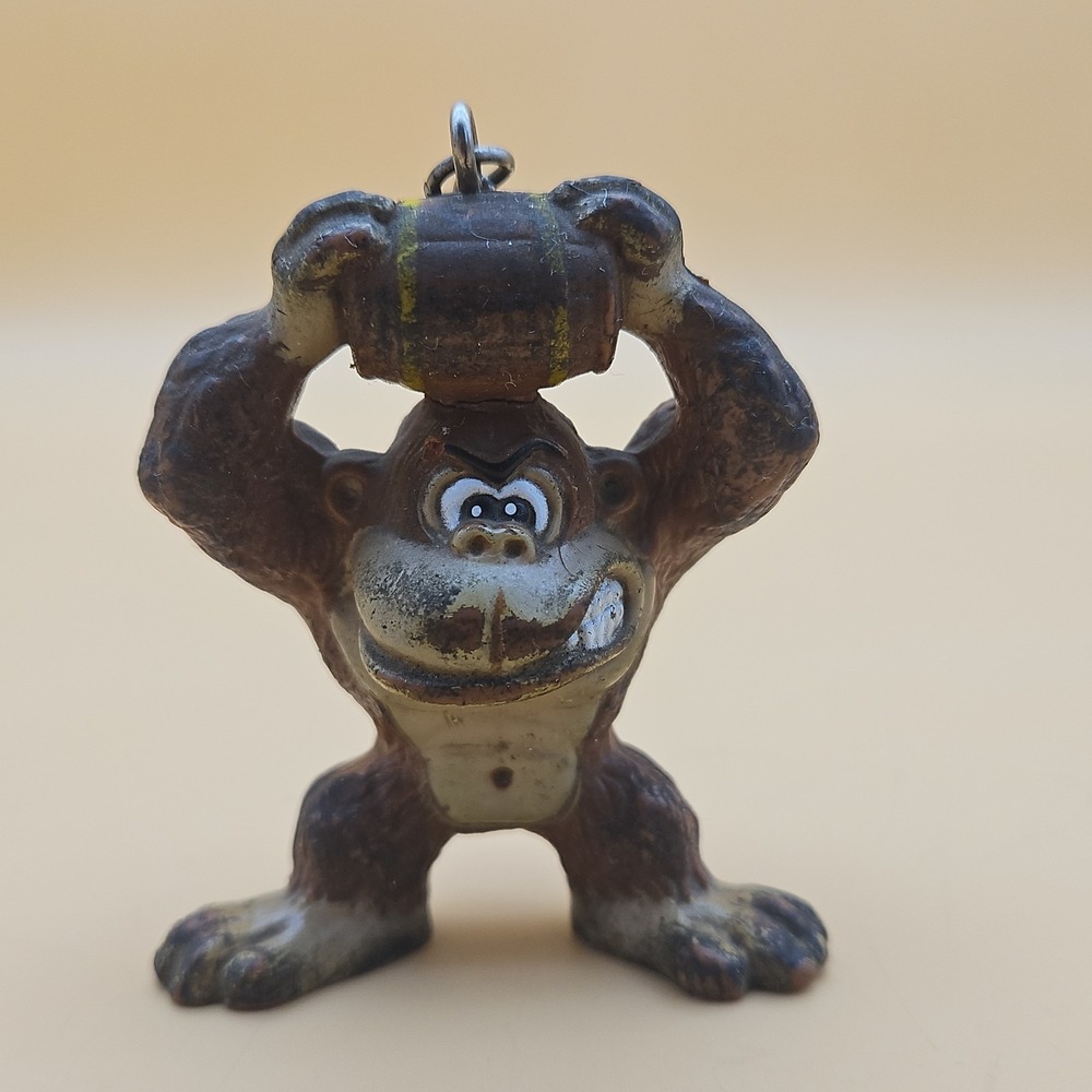 Vintage 1982 Nintendo Coleco Donkey Kong Ape Arcade PVC Figure Toy Keychain